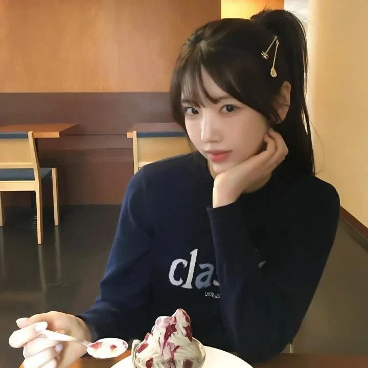 红色康拜因